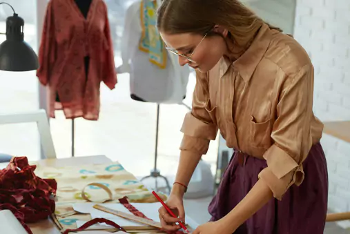 Best Fashion Designing Courses in Cindrebay Bangaloree